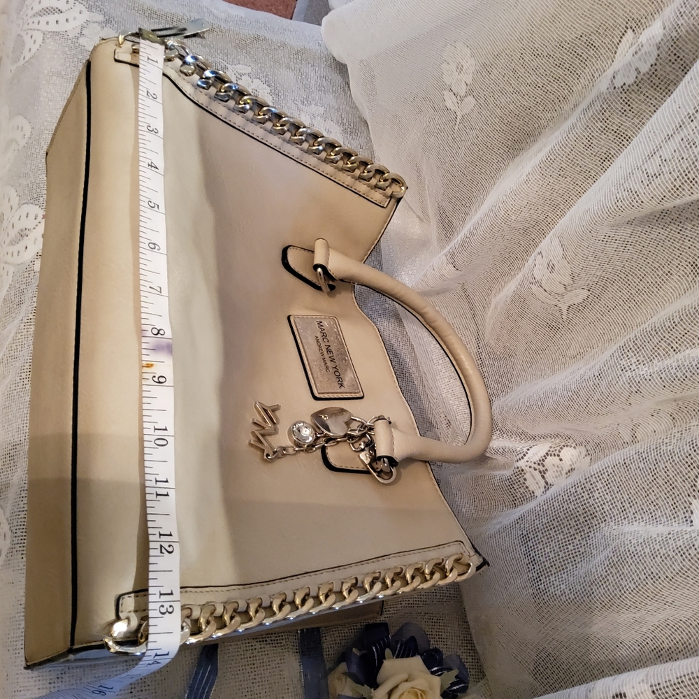 Purse - Picture 6 of 16